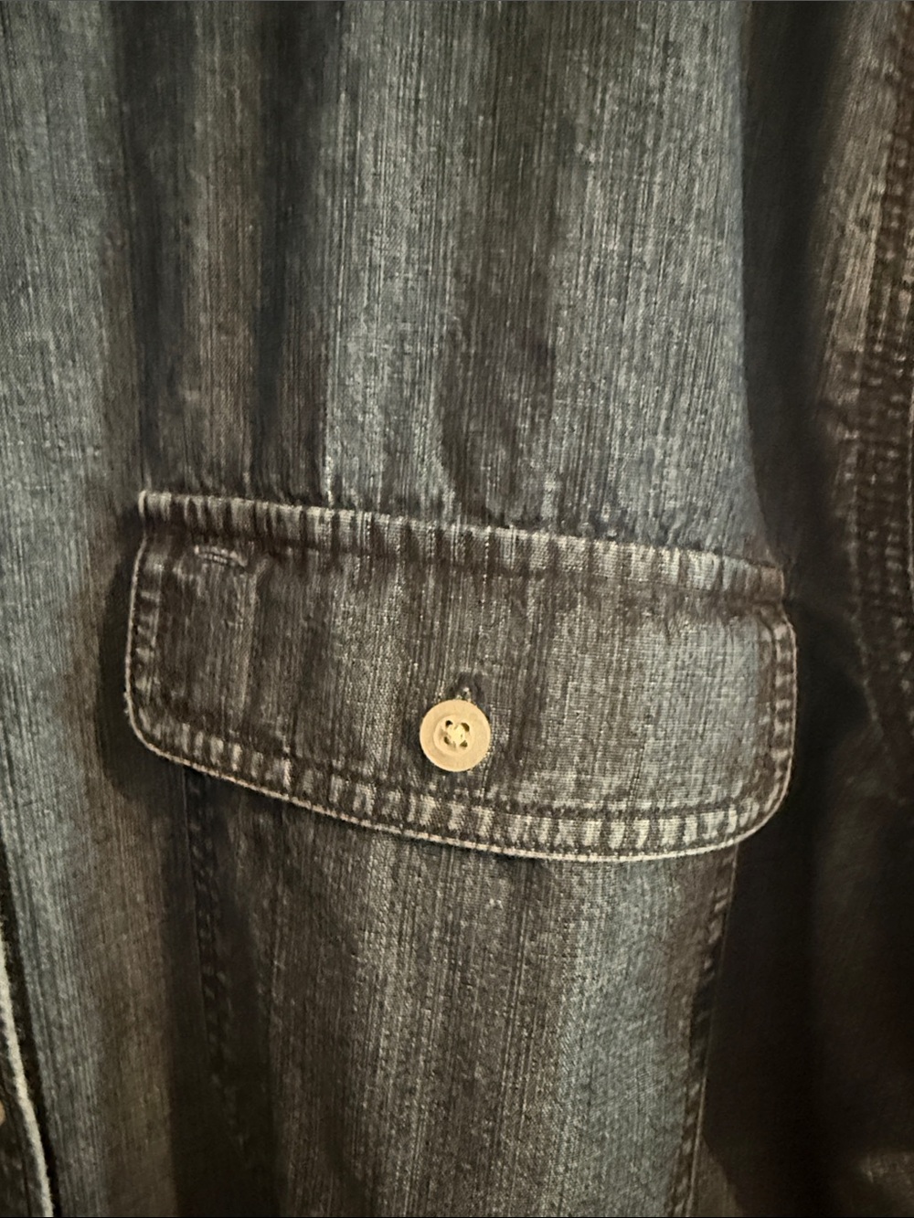 Ralph Lauren  Blue Denim Button-Down Shirt 2 Pockets.  Great Condition. - Picture 2 of 8